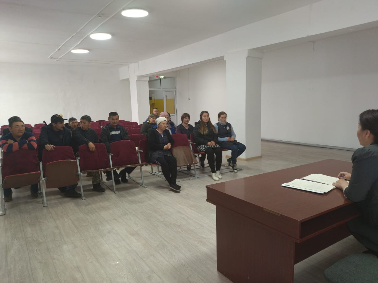 Шубарагаш ауыл тұрғындарымен есеп кездесуі
