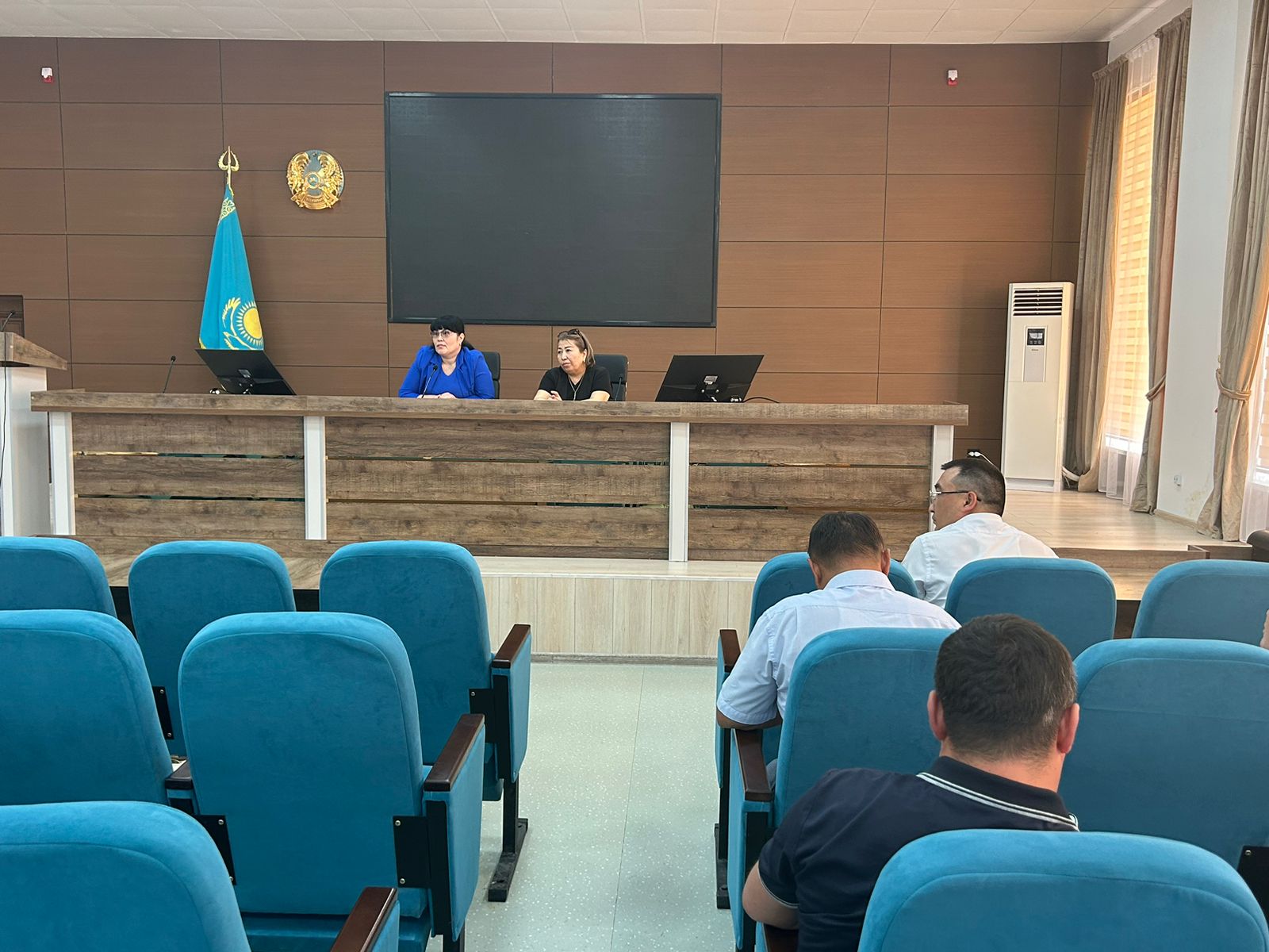 🔰 САРЫАҒАШ: ӨҢІРДЕГІ КАДР МАМАНДАРЫМЕН ЕҢБЕК ЗАҢНАМАСЫНЫҢ ТАЛАПТАРЫН ТҮСІНДІРУ БОЙЫНША КЕЗДЕСУ ҰЙЫМДАСТЫРЫЛДЫ