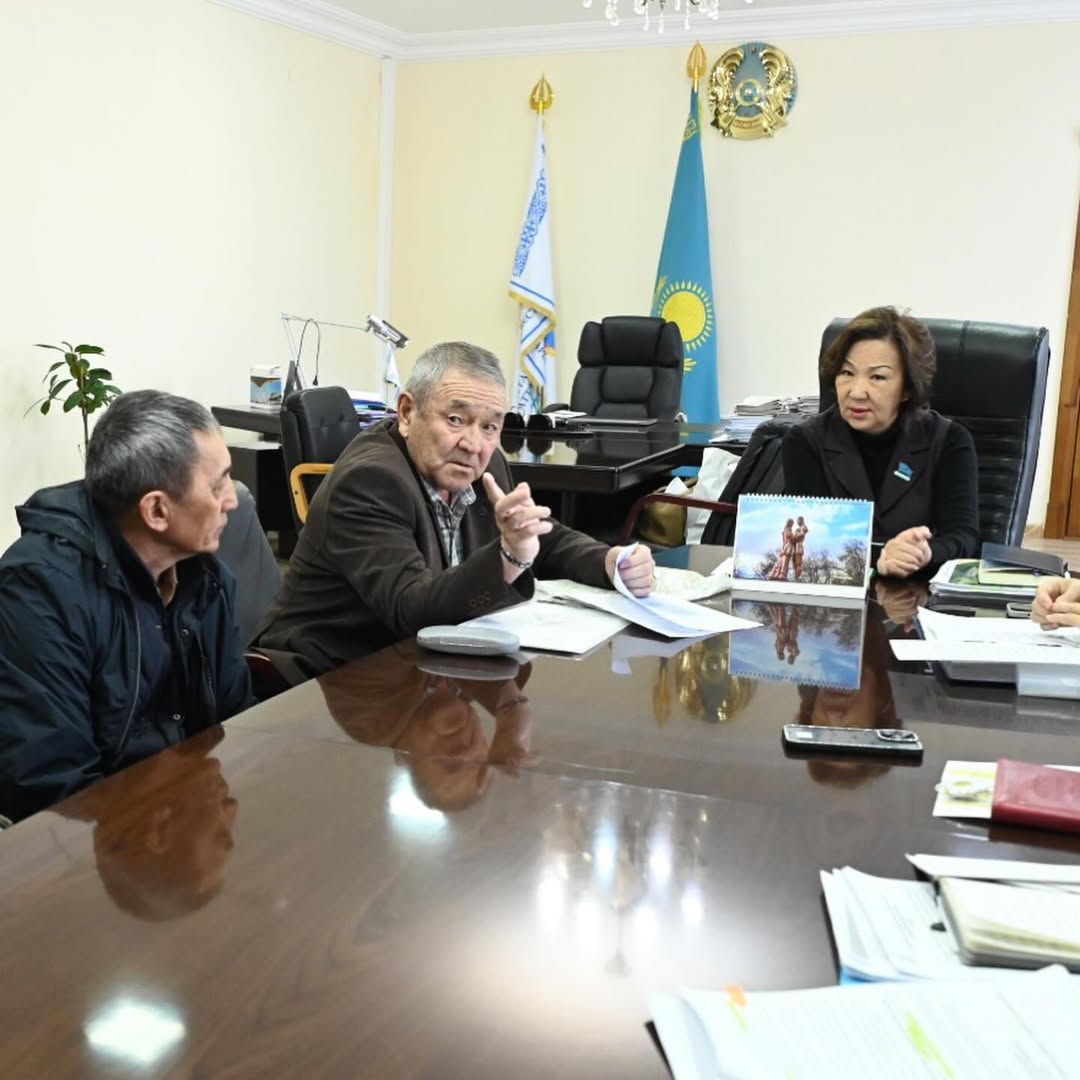 Облыстық мәслихат төрағасы Гүлқасима Сүйінтаева тұрғындарды қабылдады.