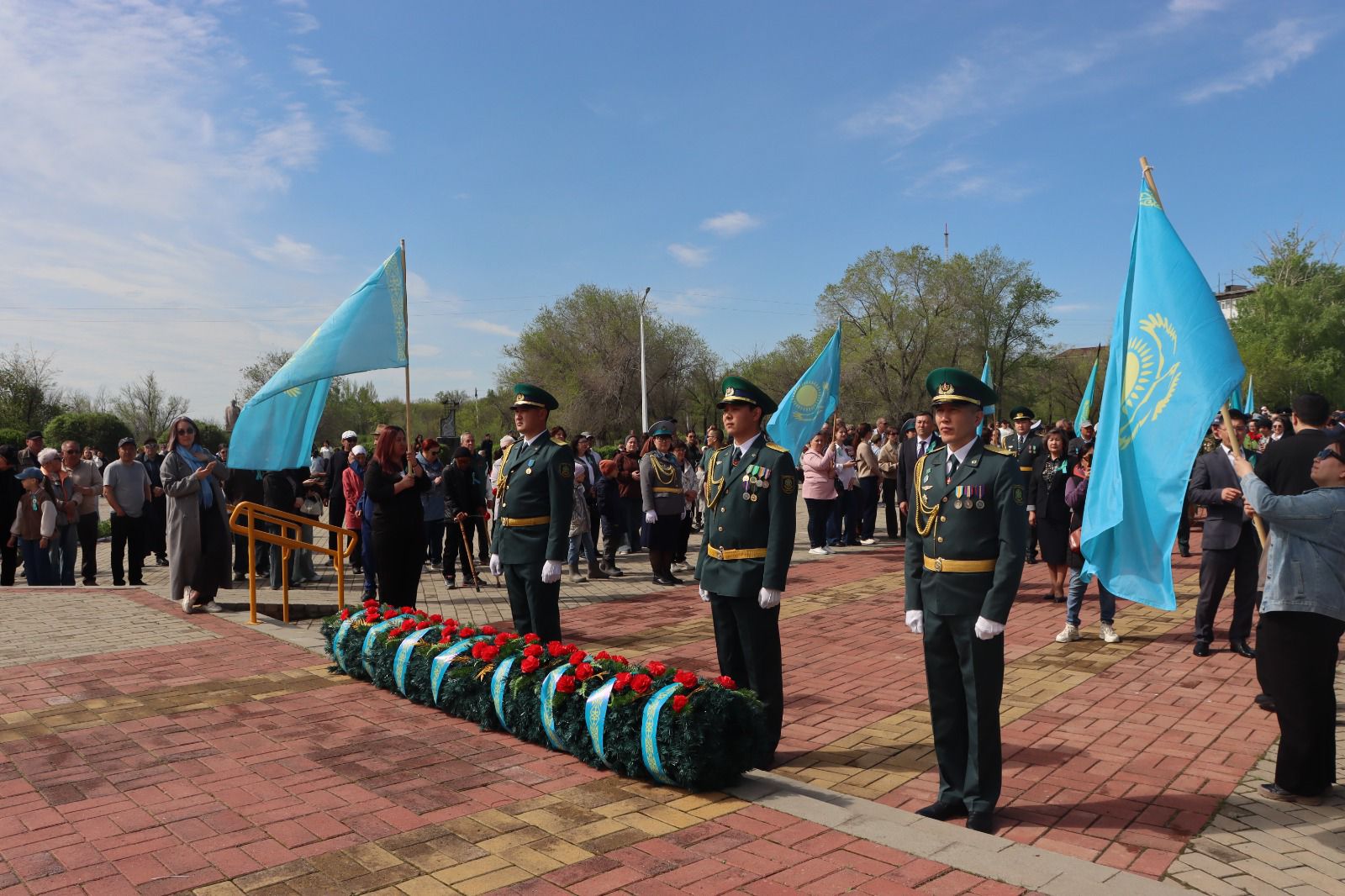Жеңіс күні: ұрпақты біріктіретін естелік