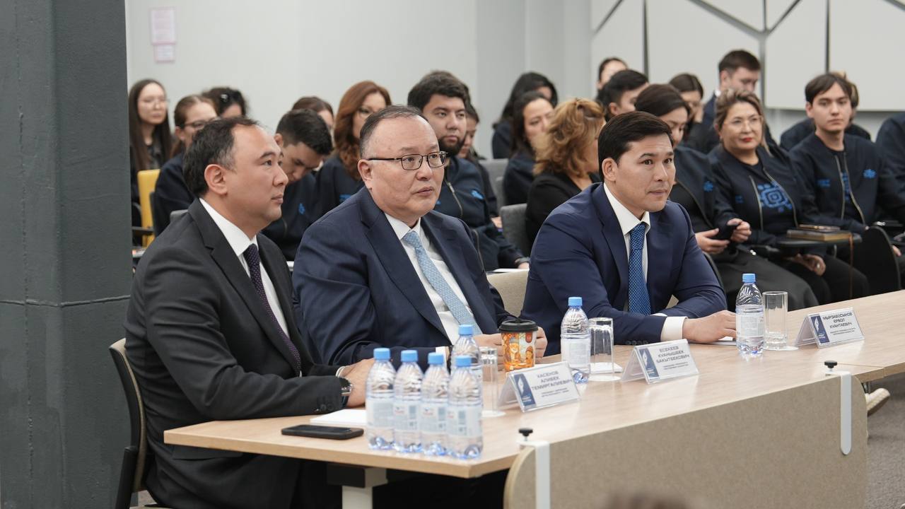 Ербол Мырзабосынов пен Қуанышбек Есекеев «Болашақ ойындары» халықаралық мультиспорттық турнирінің дирекциясына барды