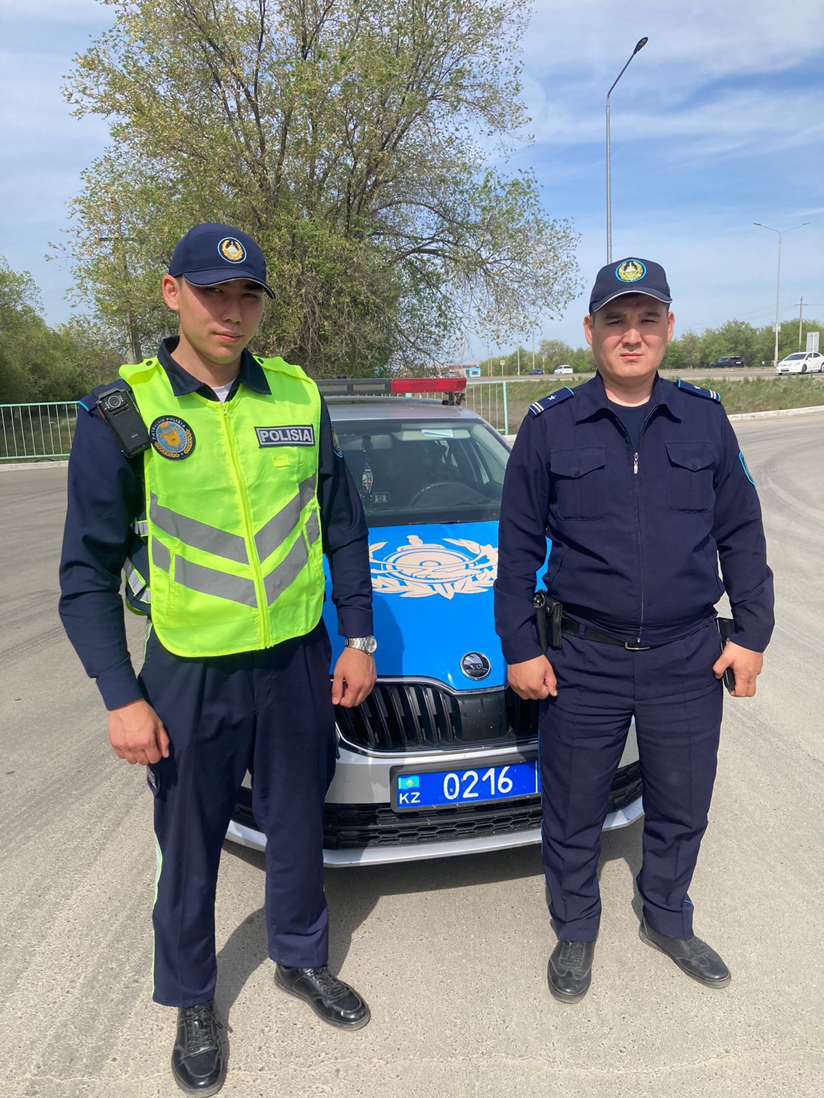 Ақтөбе полицейлері әйелді ауруханаға жедел жеткізді