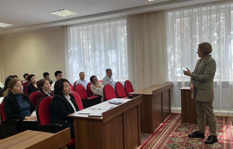 Мемлекеттік қызметке іріктеудің және Мемлекеттік басқару академиясына түсудің жаңа ережелері бойынша семинар