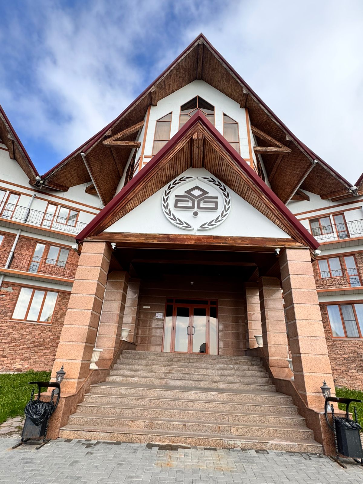 В рамках проведения специального расследования в ТОО Vishwa Samudra Hospitality Services »(Kazakhstan) &nbsp;с работниками и представителями организации проведен круглый стол &nbsp;на тему: «Новый&nbsp;трудовой&nbsp;кодекс»