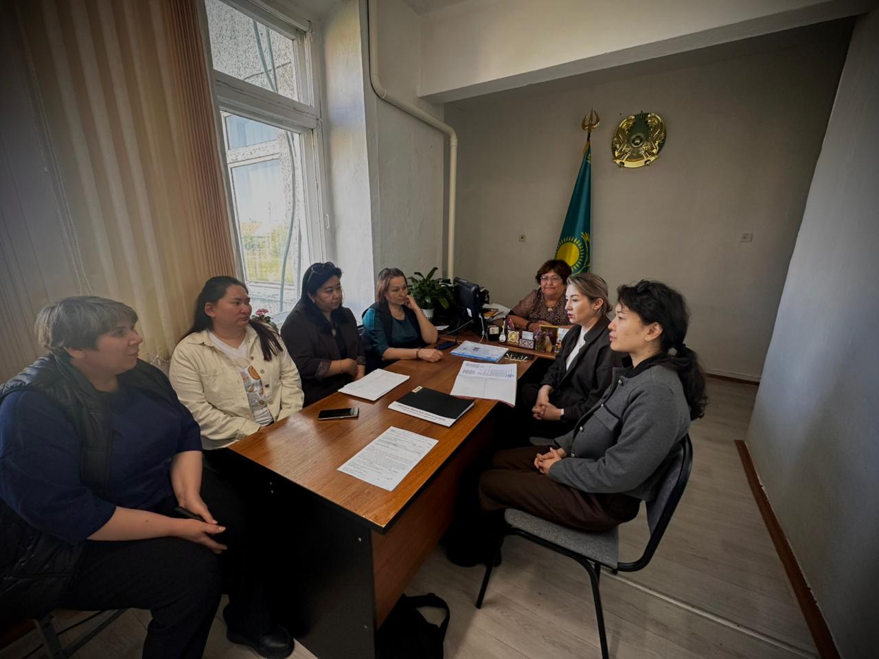 "Солтүстік Қазақстан облысы әкімдігінің білім басқармасы" КММ "Тайынша ауданының білім бөлімі" КММ "Тайынша қаласының № 4 орта мектебі" КММ қызметкерлерімен ҚР еңбек заңнамасының негізгі талаптары бойынша семинар