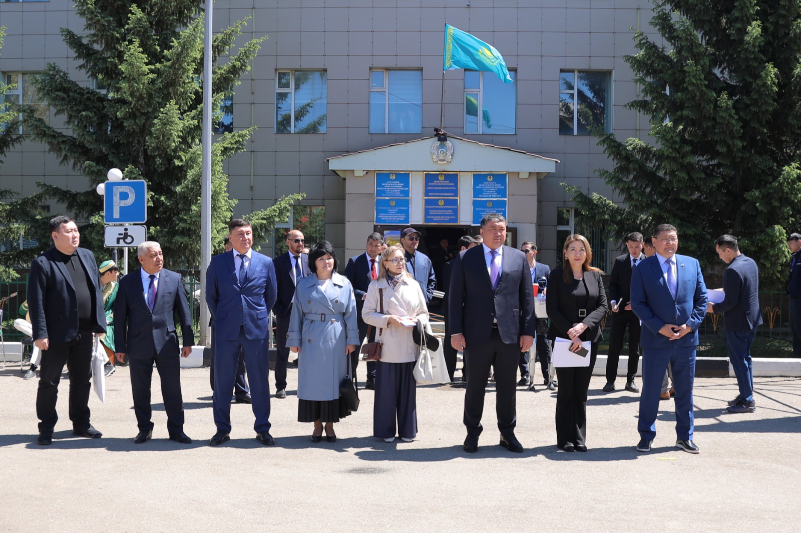 Абай облысының әкімі Берік Уәлинің Аягөз қаласына арнайы іс-сапары аясында Аягөз қаласындағы жаңартылған «Жас техниктер станциясында» заманауи қосымша білім беру кеңістігінің ашылуы өтті.