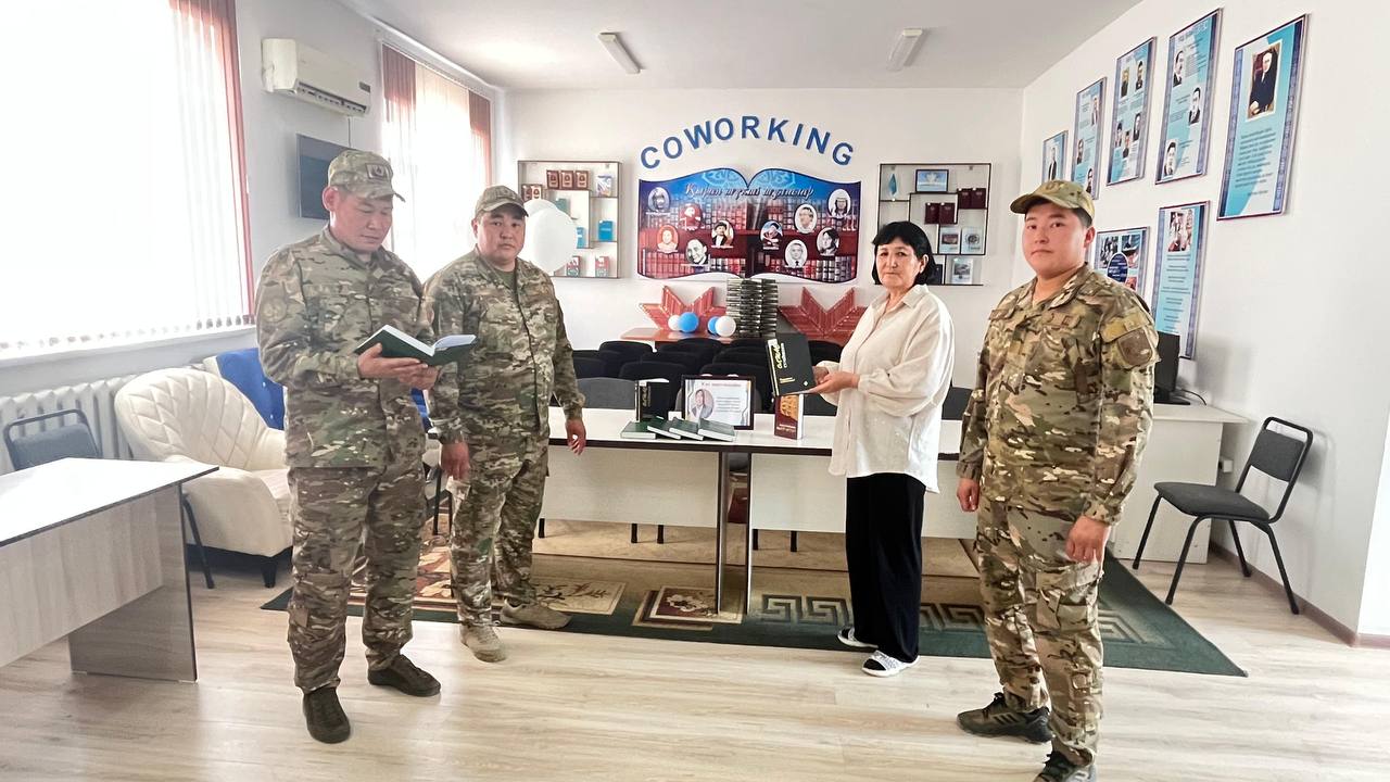ТЖД бөлімшелерінде Олжас Сүлейменовтің 90 жылдығы атап өтілді