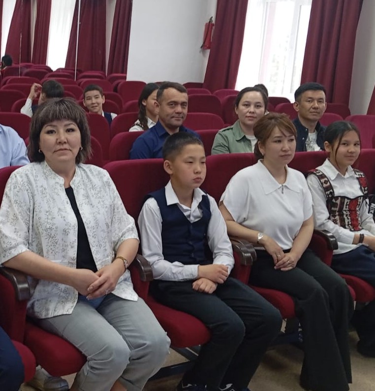 Қожаберген жырау мектебінде қоғамдық келісім мен құқықтық мәдениетті нығайтуға арналған кездесу өтті
