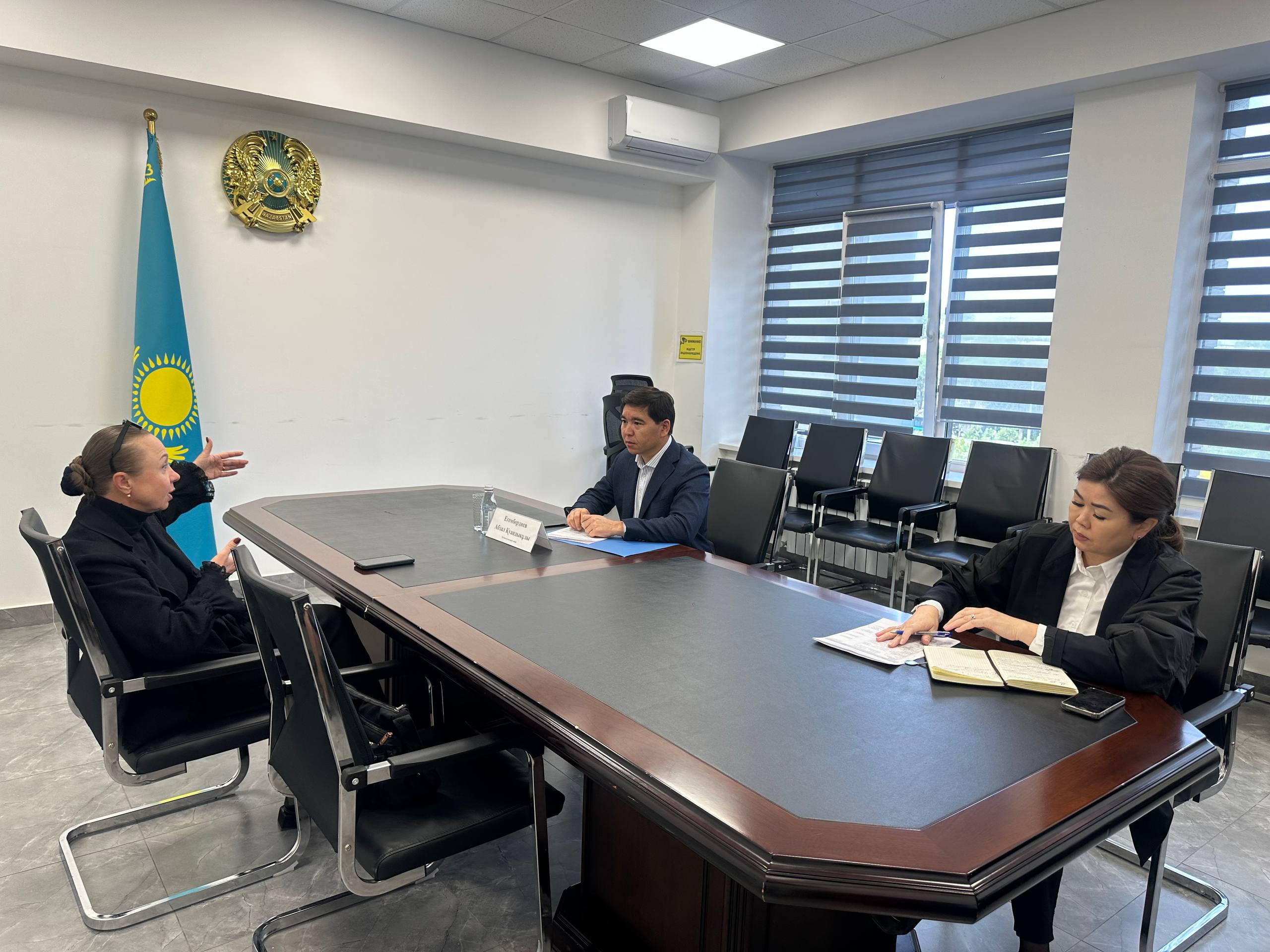 Әуезов ауданының әкімі Егембердиев Абзал Қуандықұлы кезекті жеке қабылдауын өткізді