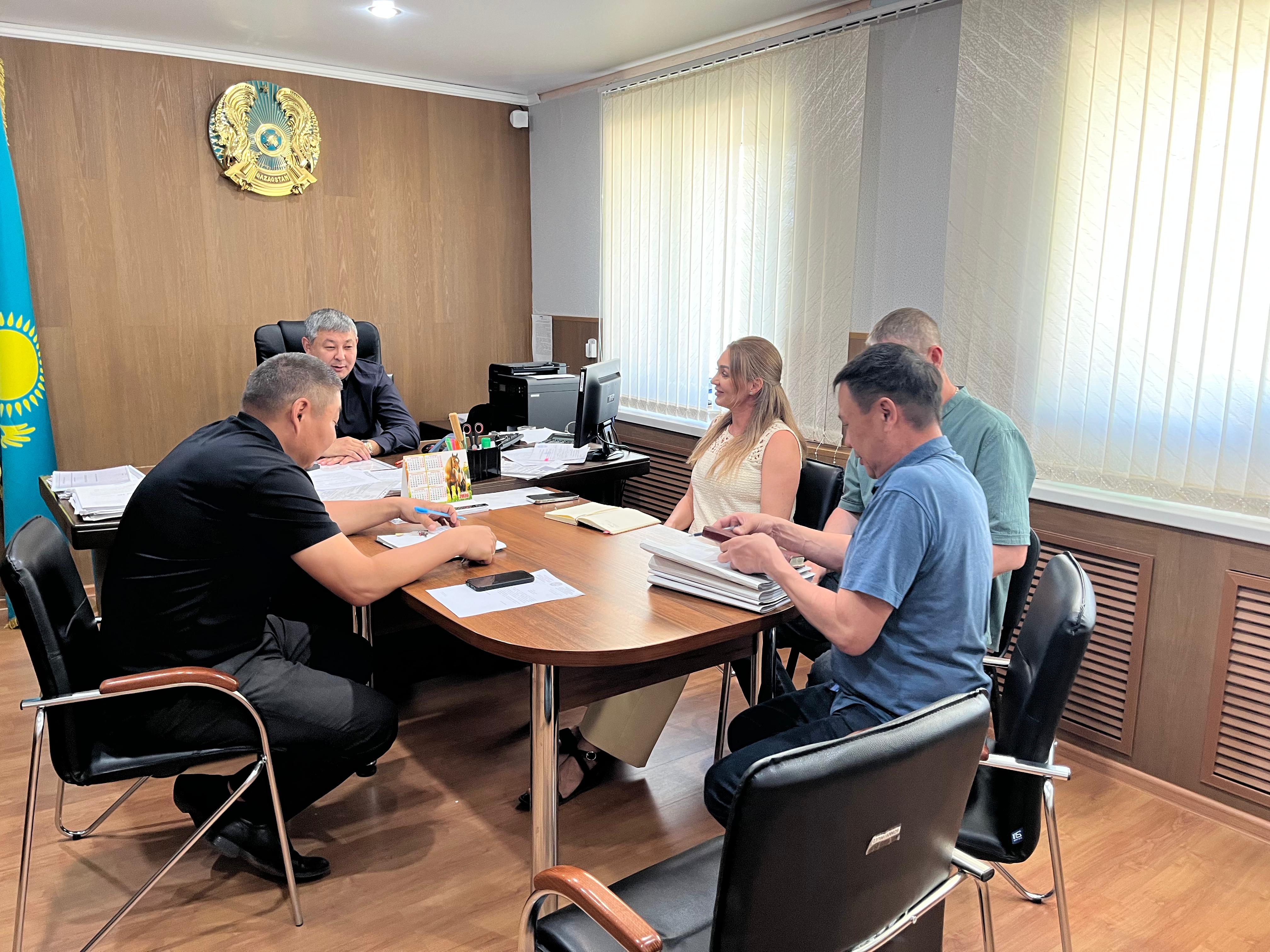 Бүгін этика жөніндегі уәкіл Сақтағанов Т. Рудный қаласы әкімдігінің «Құрылыс бөлімі» ММ-де мемлекеттік органдарда темекі тұтыну мен күресу саясаты саласында ақпараттық-түсіндіру жұмысын жүргізді.