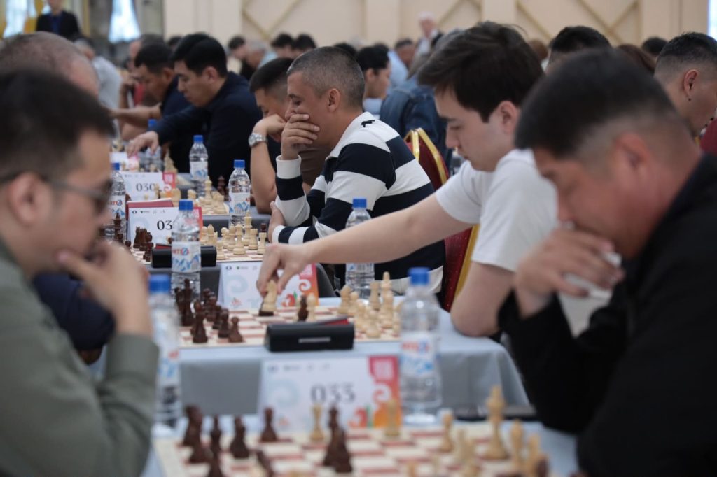 В Костанае стартовал четвертьфинал шахматного кубка Senat Open