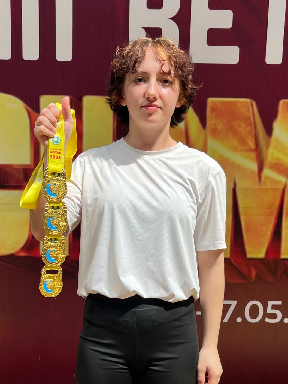 Гір спорты бойынша Азия чемпионатындағы алтын жеңістер