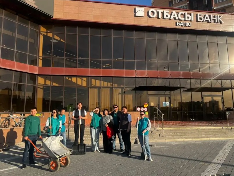 Банки столицы приняли участие в акции «Таза Қазақстан»