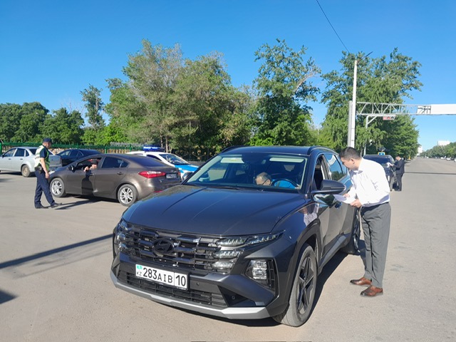 Автокөлік құралдары салықтық берешегін өндіріп алу мақсатында кезекті рейд