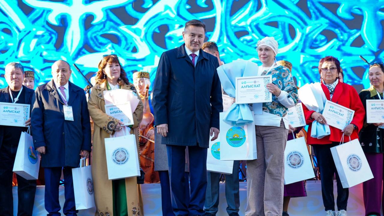 800 ремесленников прибыли на международный фестиваль в ВКО