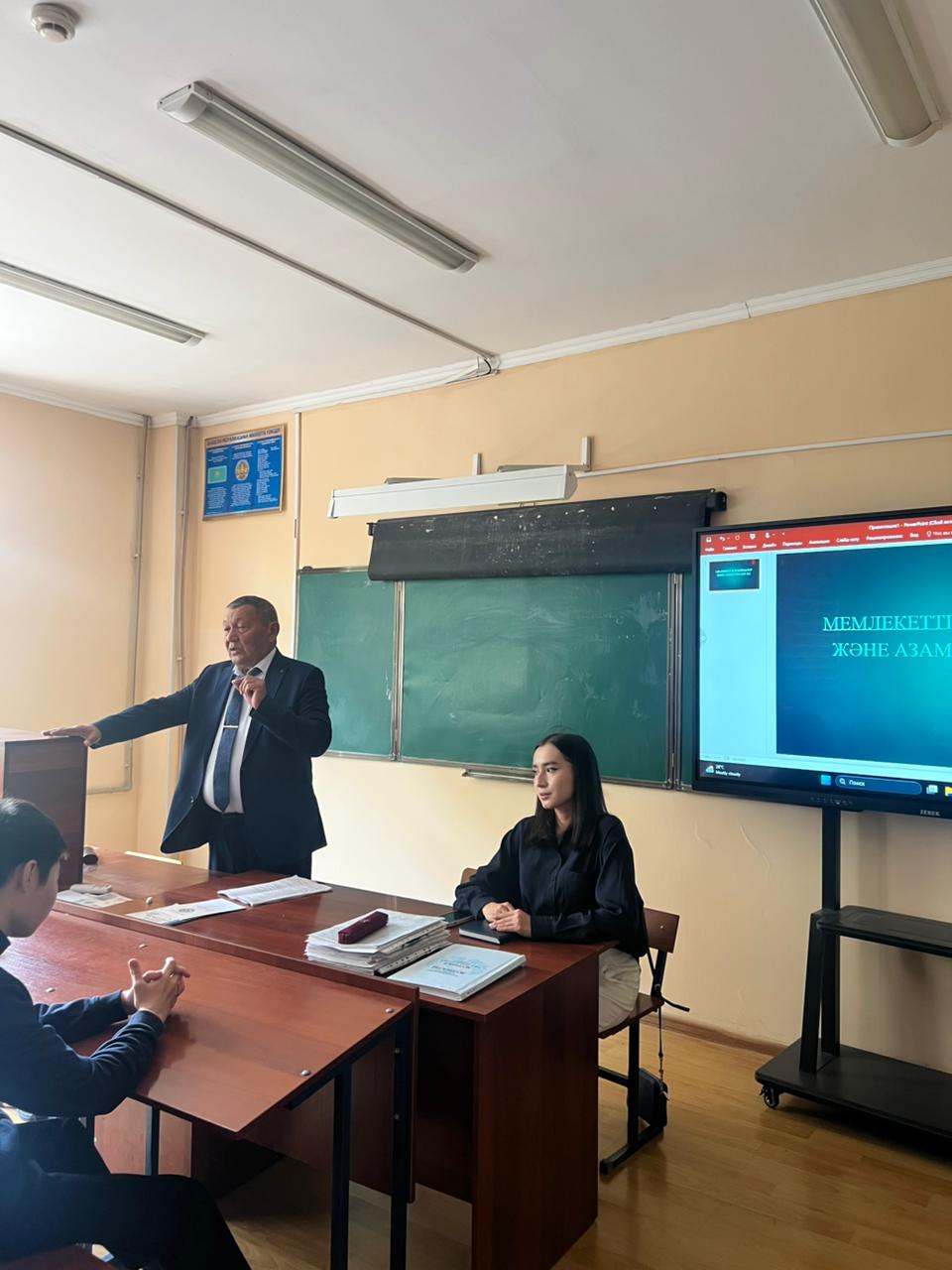 ГОСУДАРСТВЕННЫЕ РЕФОРМЫ И ГРАЖДАНСКОЕ ОБЩЕСТВО: ВАЖНАЯ ВСТРЕЧА В КОЛЛЕДЖЕ.