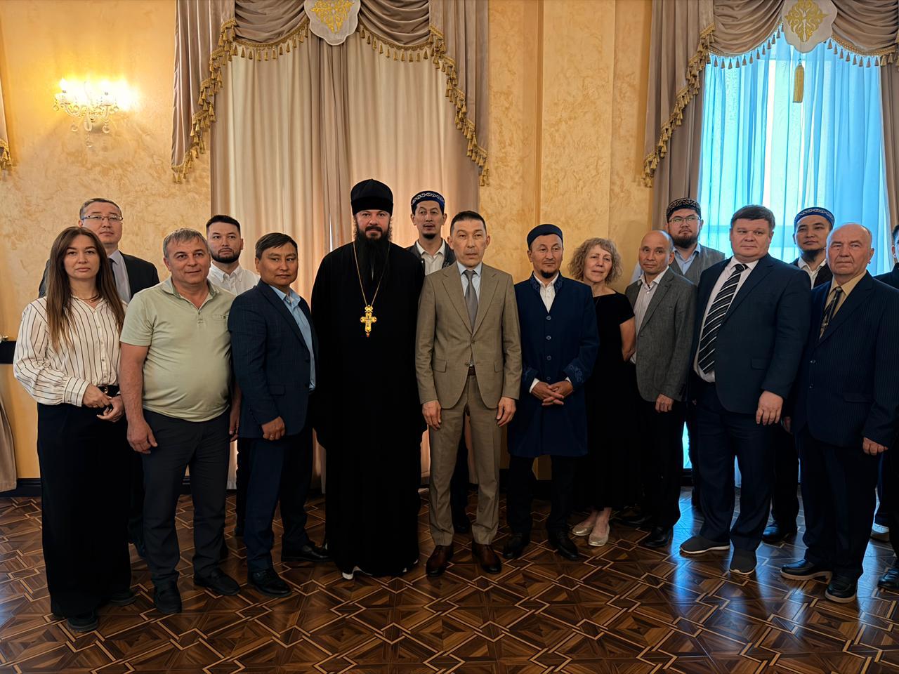 Встреча с лидерами религиозных конфессий области