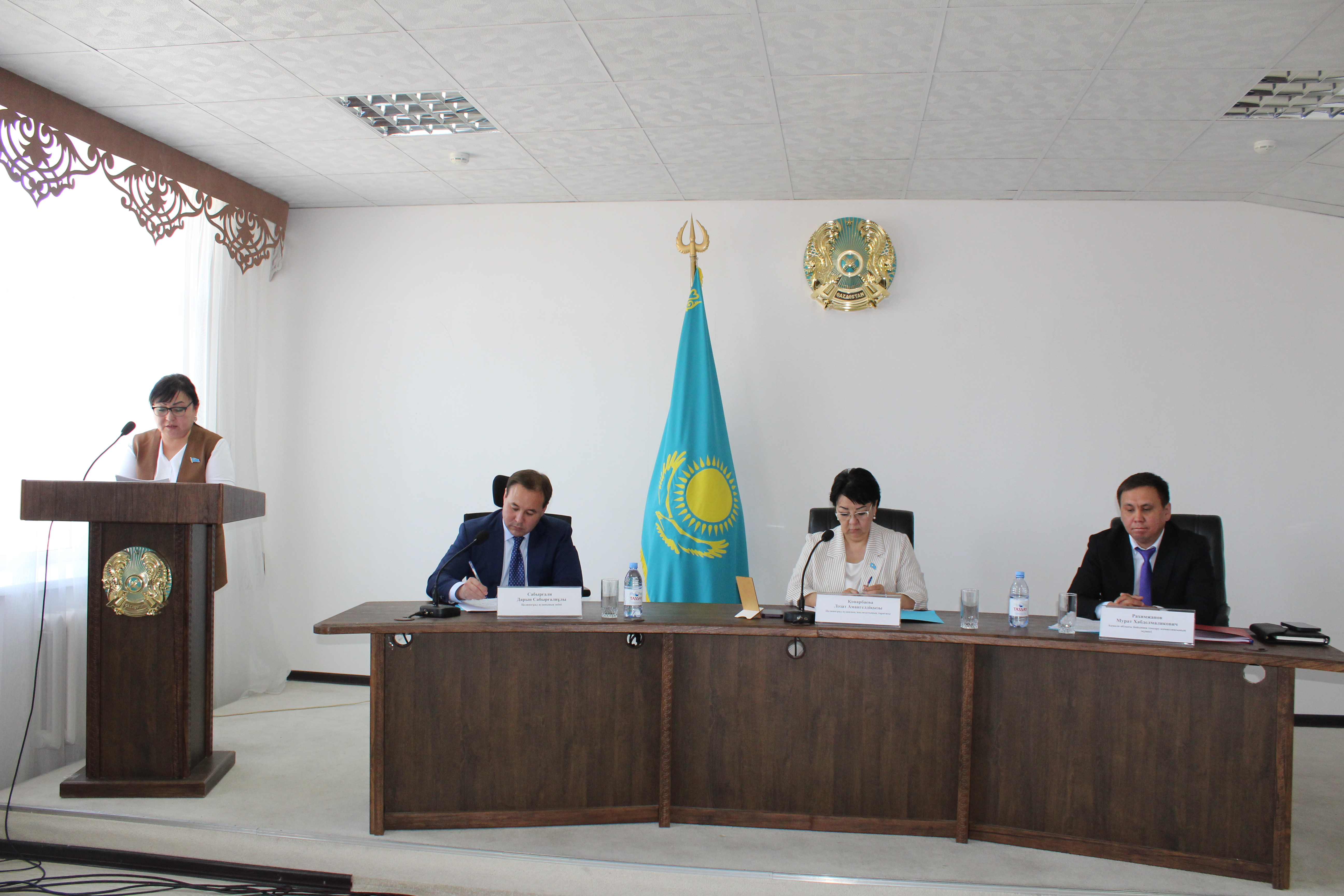 Бүгін аудан әкімдігі аппаратының мәжіліс залында Целиноград аудандық мәслихатының VIII шақырылымдағы кезекті алпыс сегізінші сессиясы өтті.
