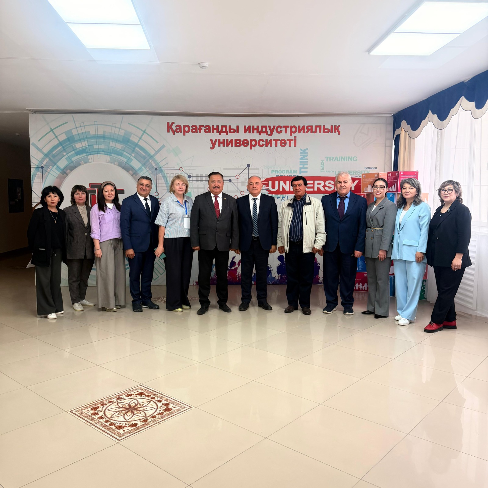 Новые возможности для студентов: КарИУ расширяет международное сотрудничество