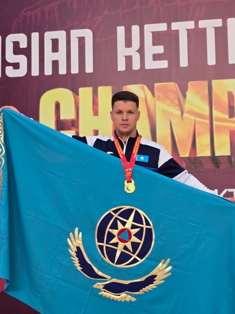 Карагандинский спасатель стал чемпионом Азии по гиревому спорту