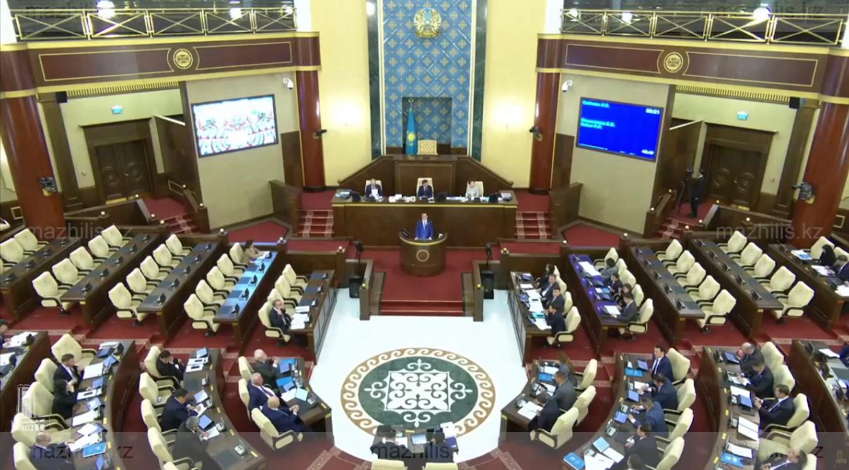В Мажилис поступили новые законопроекты