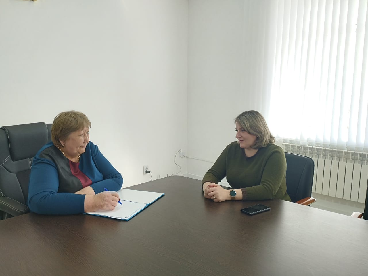 Согласно графика приема граждан, депутат Жаксынского районного маслихата Саутова А.С. провела прием граждан