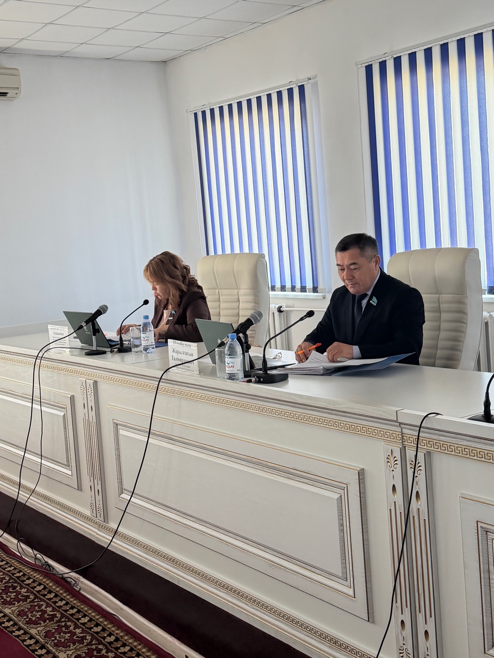 ШАЛҚАР АУДАНДЫҚ МӘСЛИХАТЫНЫҢ ТҰРАҚТЫ КОМИССИЯЛАРЫНЫҢ БІРІККЕН ОТЫРЫСЫ ӨТТІ