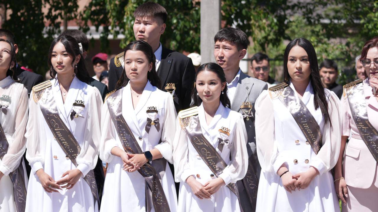 В Семее состоялось торжественное мероприятие, посвященное завершению учебного года