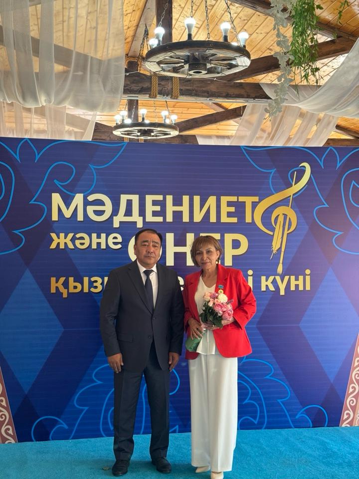 На торжественном мероприятии, посвященном 21 мая - Дню работников культуры и искусства, были награждены специалисты сферы, внесшие неоценимый вклад в духовность региона