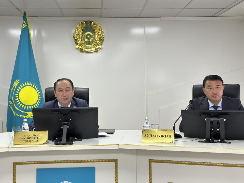 Аудандық мәслихаттың кезектен тыс сессиясы өтті