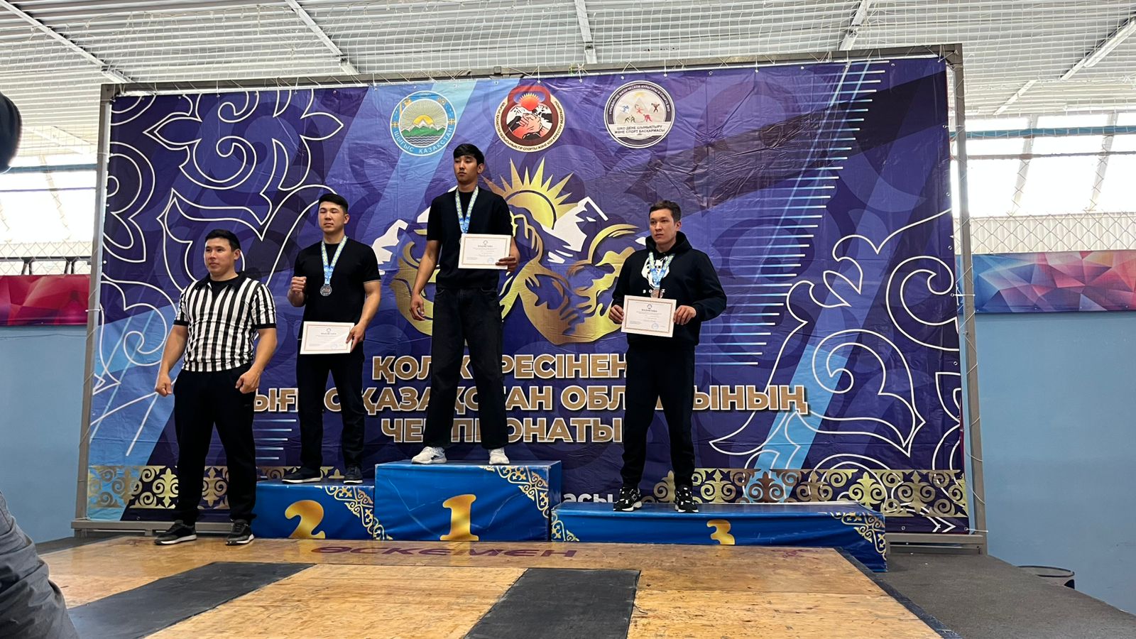 ПОДВЕДЕНЫ ИТОГИ ЧЕМПИОНАТА ВКО ПО АРМРЕСТЛИНГУ