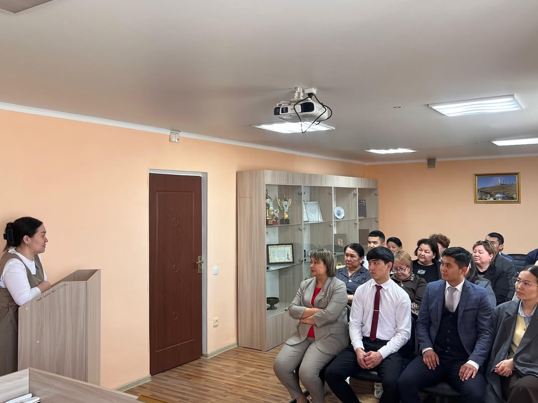 В целях соблюдения этики государственной службы, формирования культуры взаимного уважения в служебных отношениях проведен семинар