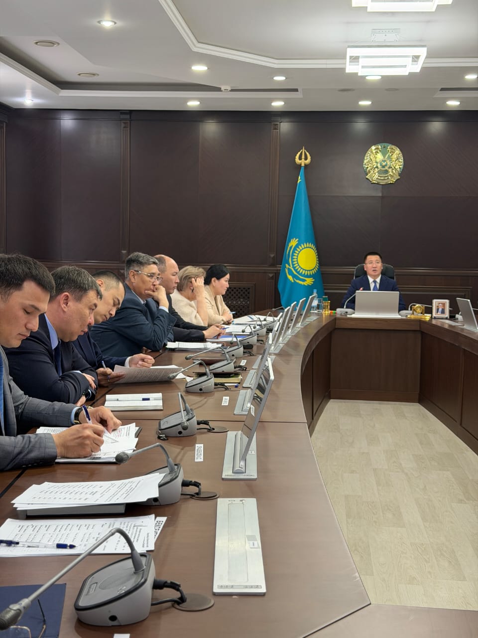 Бүгін облыс әкімдігінде қайтарылған жерлерді шаруашылықтарға беру мәселелері қаралып, сондай-ақ республикалық «Таза Қазақстан» экологиялық тұжырымдамасы аясында өткен тазалық айлығының қорытындылары шығарылды