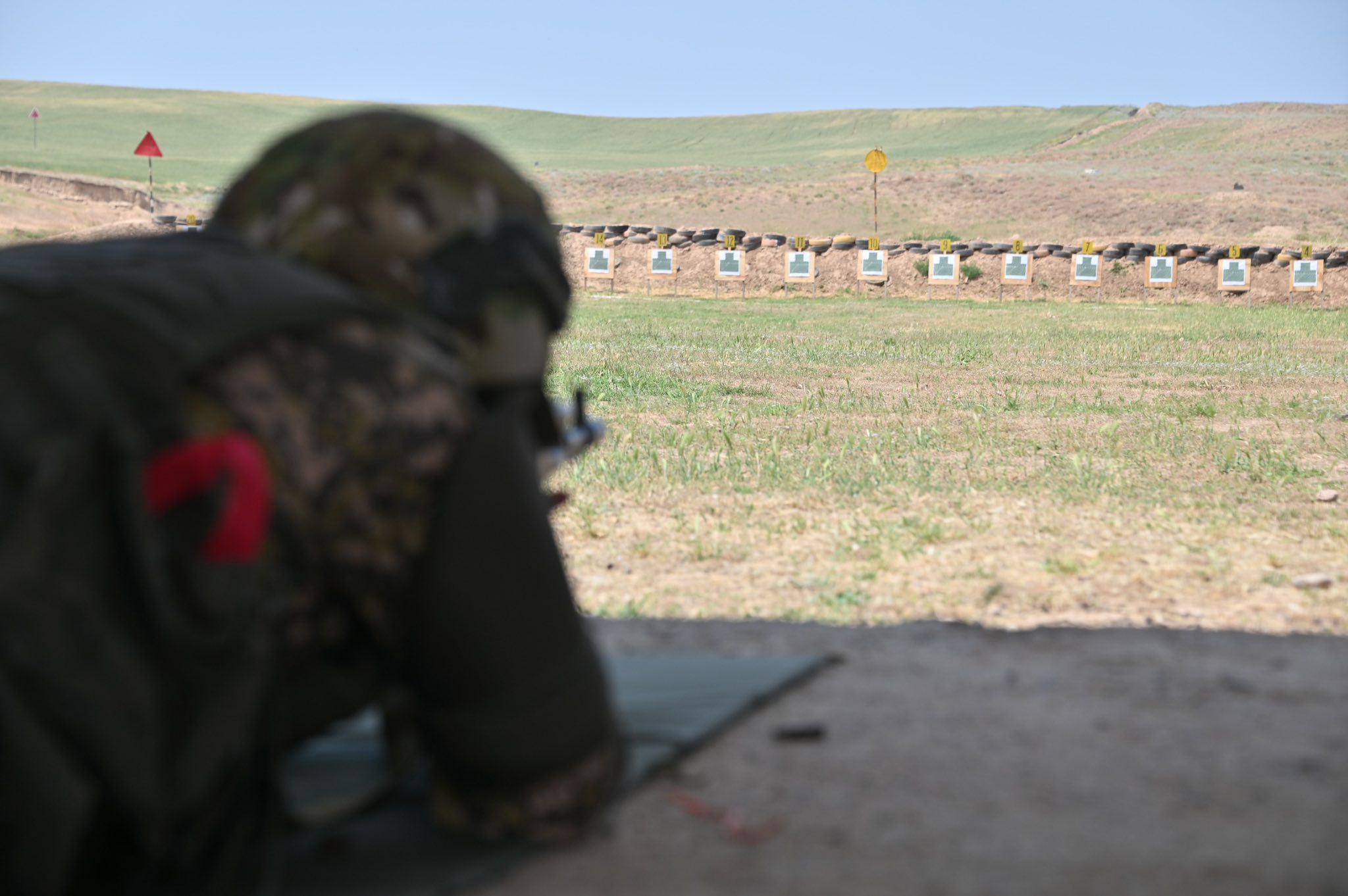 Новобранцы впервые выполнили боевые стрельбы