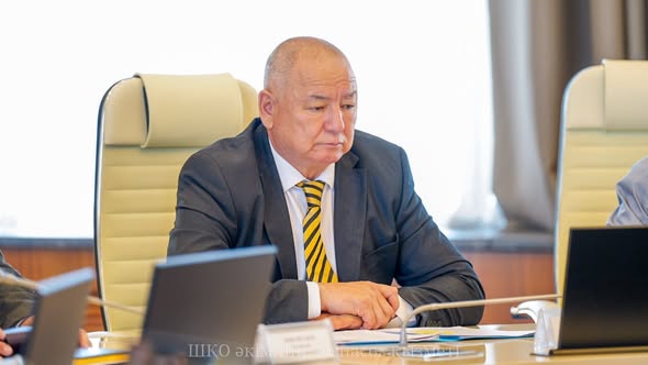 Үкімет отырысына қатысу туралы