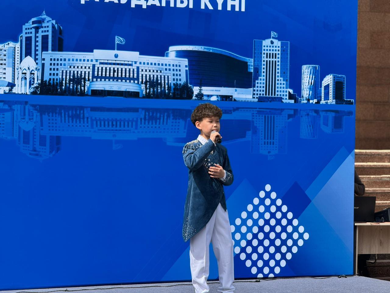 «Таза Қазақстан»: Астанада мерекелік концерт пен көрме өтті