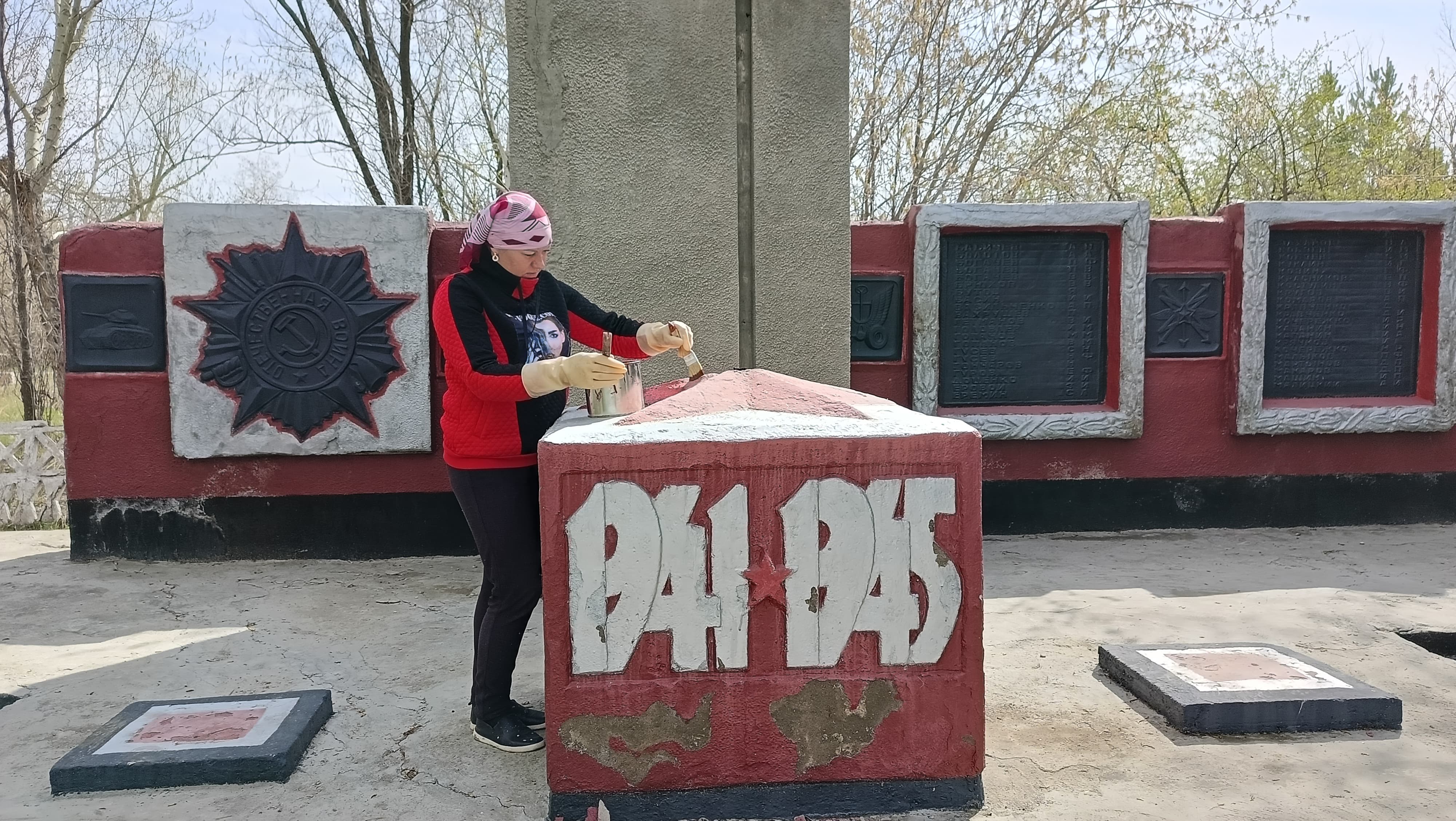 Ұлы Отан соғысына қатысушылардың ескерткіштерін жөндеу