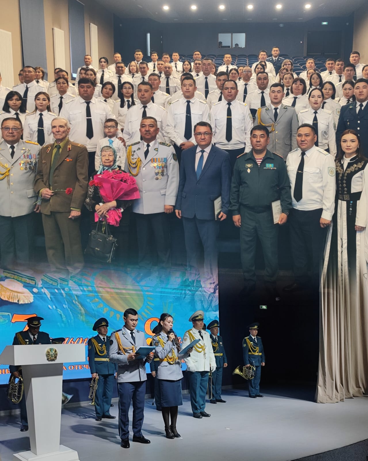 Адам құқықтары жөніндегі уәкілдің Абай облысы бойынша өкілінің ҚАЖД қызметкерлерімен жұмыс кездесуі.
