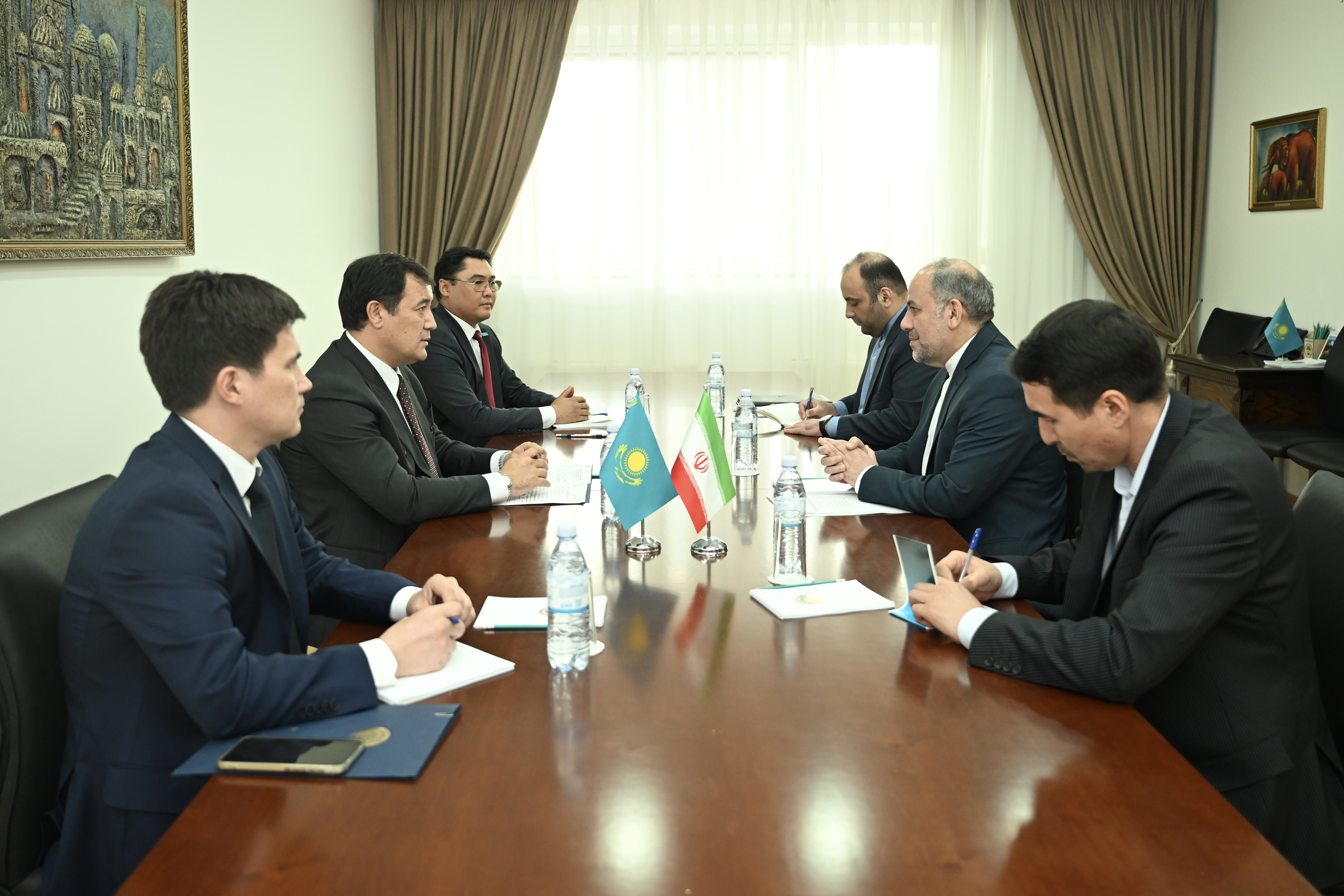 Kazakh Foreign Deputy Minister received the Ambassador of Iran
