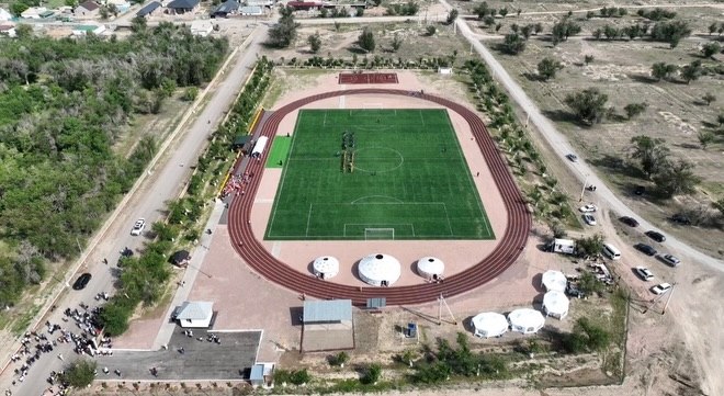 БІРЛІК АУЫЛЫНДА ЖАҢАРТЫЛҒАН СТАДИОН ПАЙДАЛАНУҒА БЕРІЛДІ