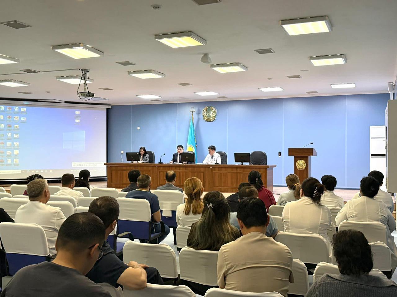 Екі медициналық мекемеде маңызды жиналыс өтті