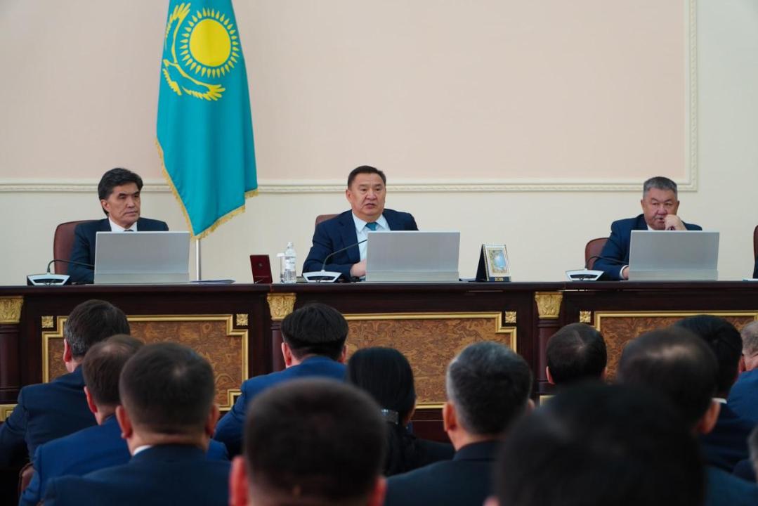 Ақмола облысы әкімдігінде өңірдің әлеуметтік-экономикалық дамуы талқыланды
