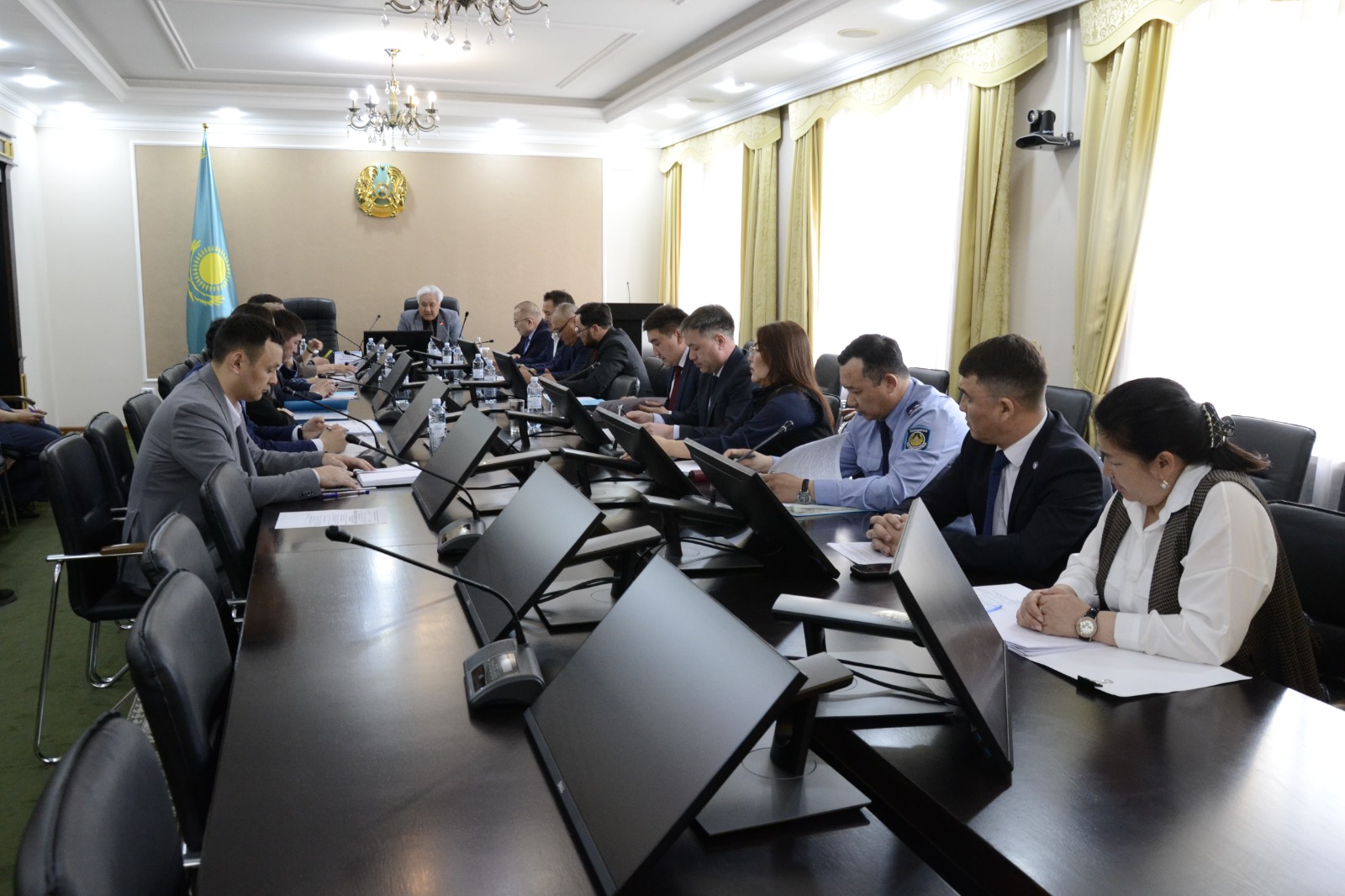Депутаттар өңірдегі жер қойнауын пайдалану мәселелерін талқылады