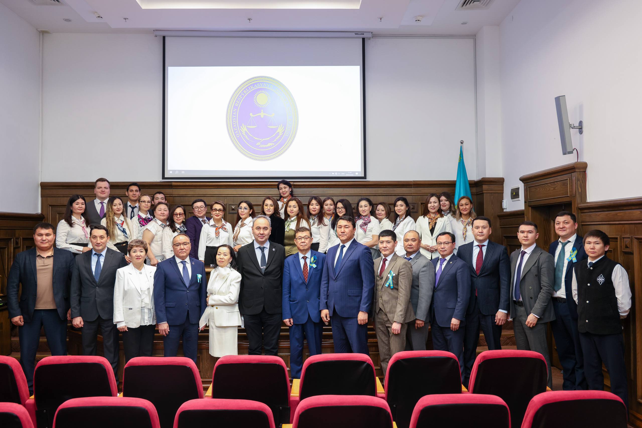 Жоғары Сот Кеңесінде Отан қорғаушылар күні мен Жеңіс күніне арналған салтанатты іс-шара өтті