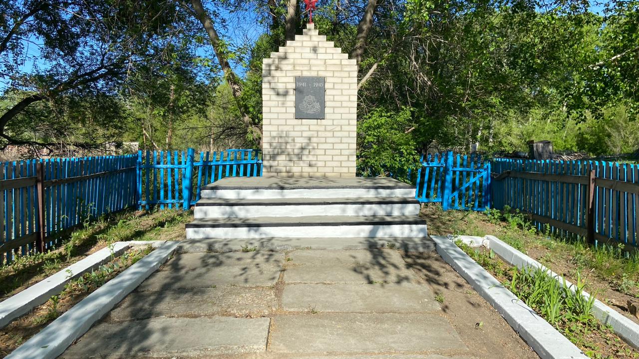 Раздольное ауылында ескерткішке косметикалық жөндеу жүргізілді
