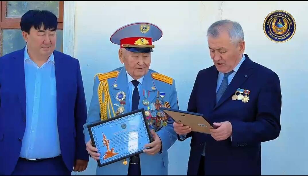Түркістан облысында мерекеге орай ардагер полицейлерге құрмет көрсетілді