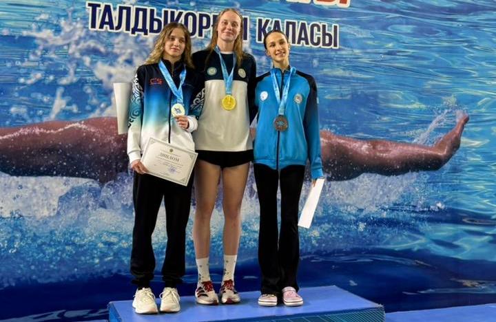 Қарағандылық жүзуші Қазақстанның жаңа рекордын орнатты