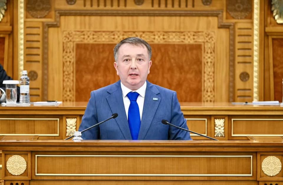 Әділет министрі Мәжілісте «Президенті туралы» конституцялық заң жобасын таныстырды