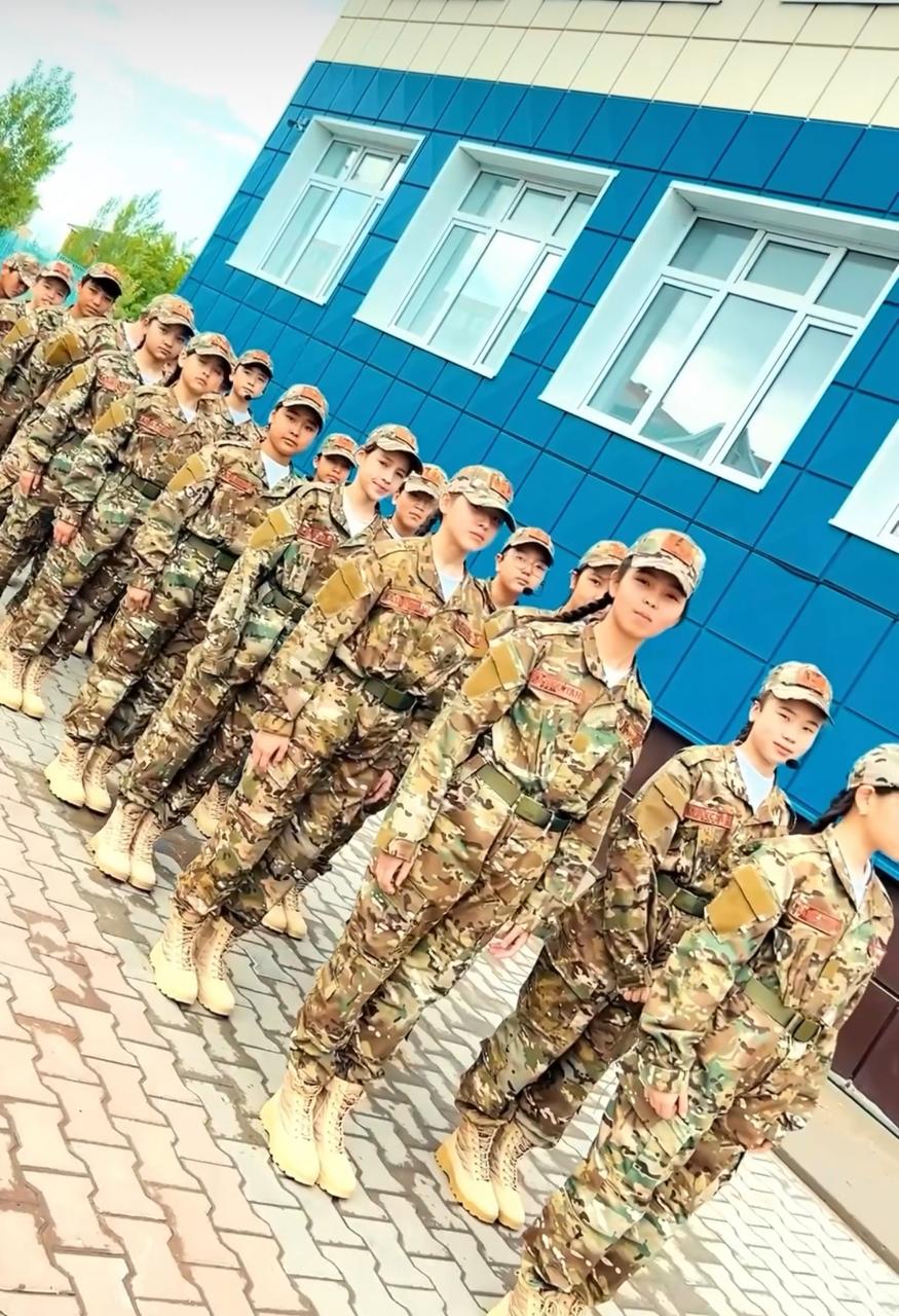 Отан қорғаушылар күні қарсаңында Ж. Тәшенов атындағы №68 жалпы білім беретін орта мектепте «Жас құтқарушы – Жас сарбаз» сыныбының салтанатты ашылуы өтті.