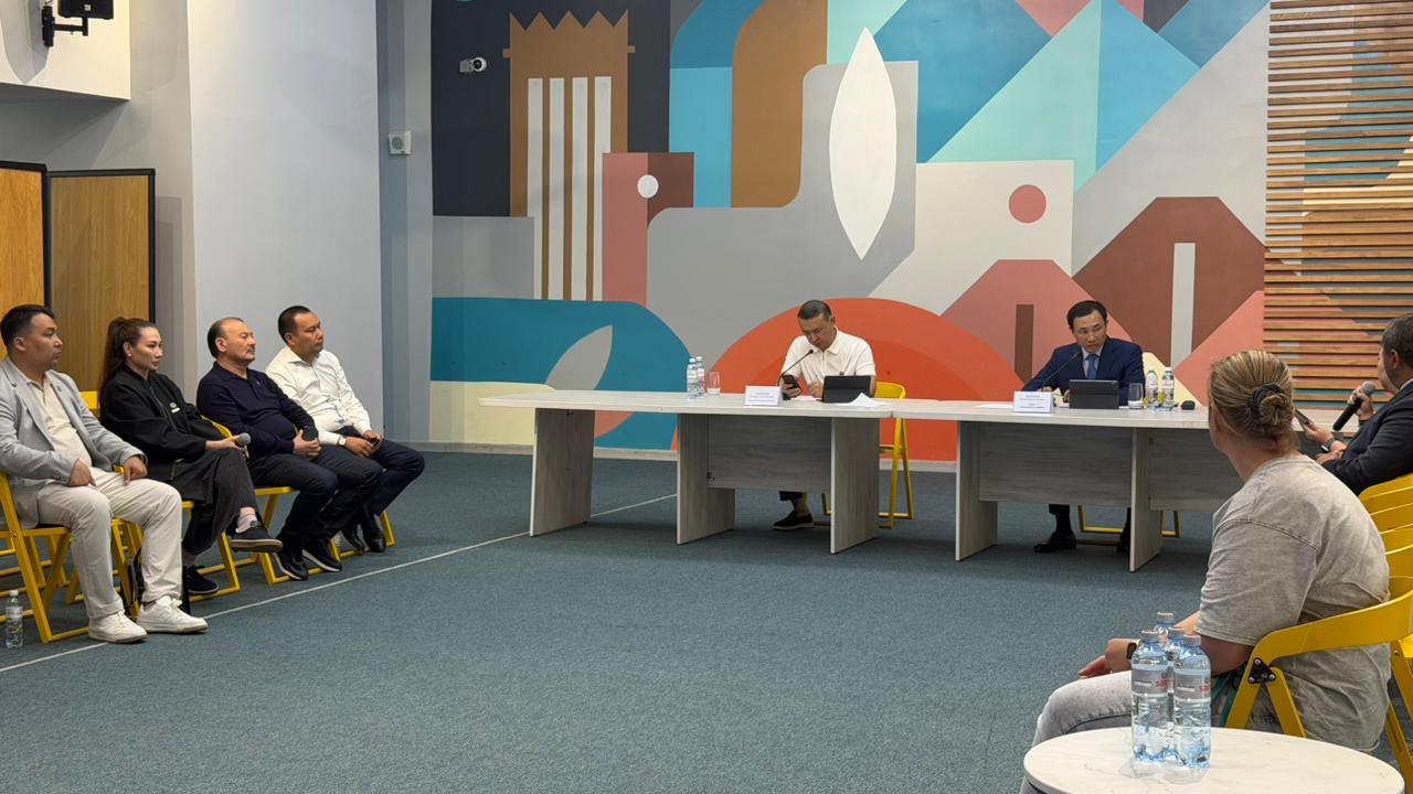 Аудан әкімі қоғамдық кеңес отырысында баяндама жасады